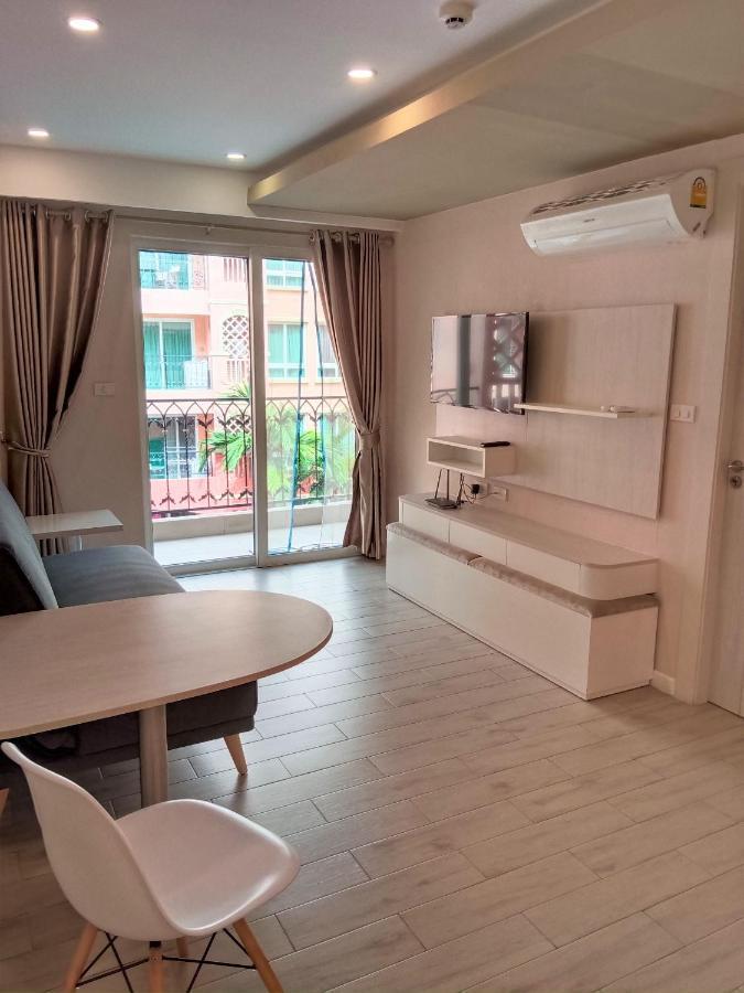 Seven Seas Condo Resort Beautiful Location جومتين بيتش المظهر الخارجي الصورة